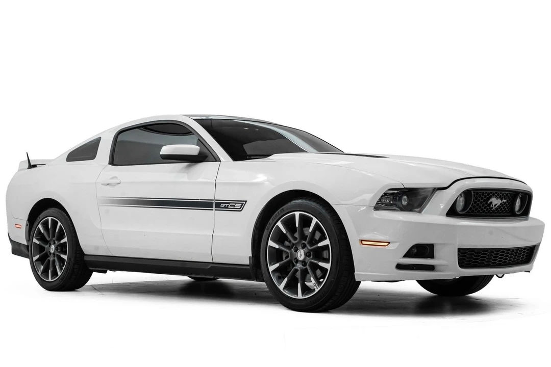 2013 Ford S197 Mustang GT - Image 8 of 31