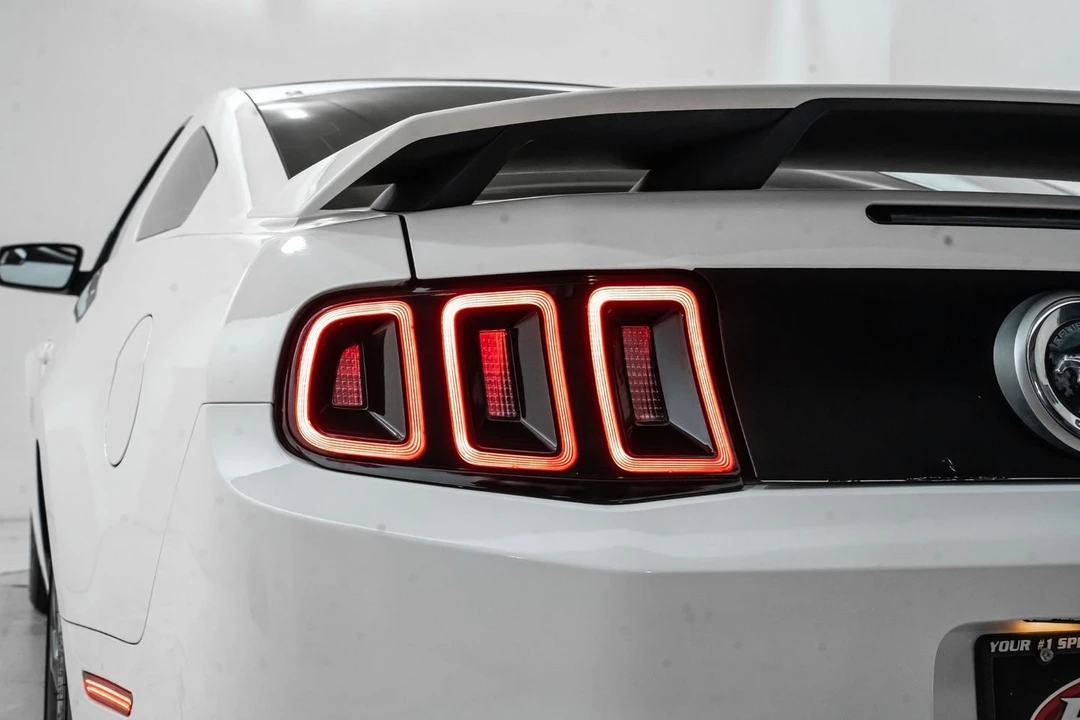 2013 Ford S197 Mustang GT - Image 13 of 31