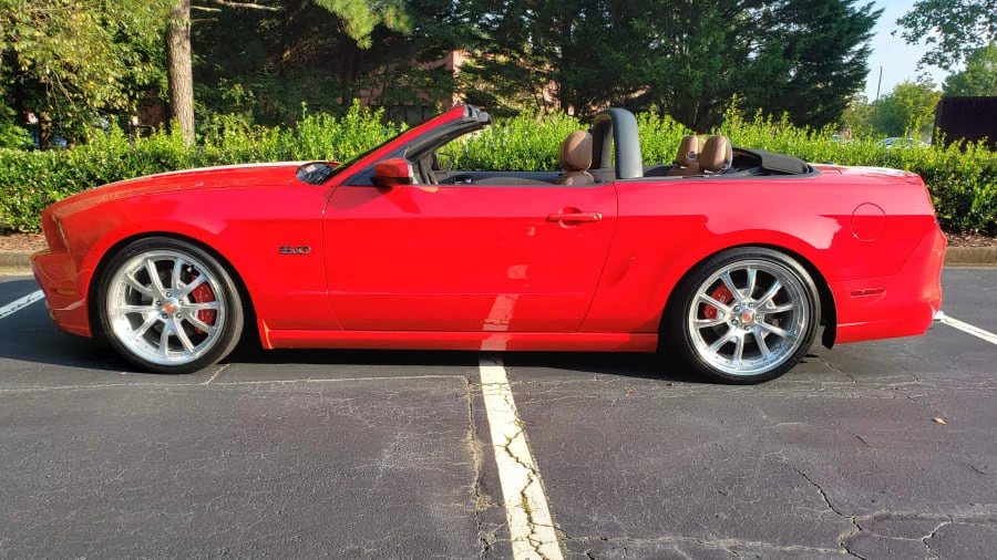 2013 Ford S197 Mustang - Image 2 of 16
