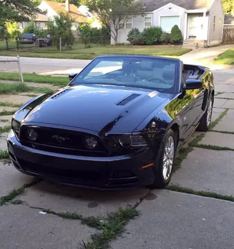 2013 Ford Mustang GT Premium Convertible 2D