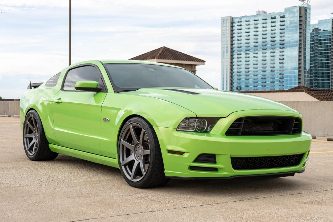 2013 Ford S197 Mustang - Image 9 of 31