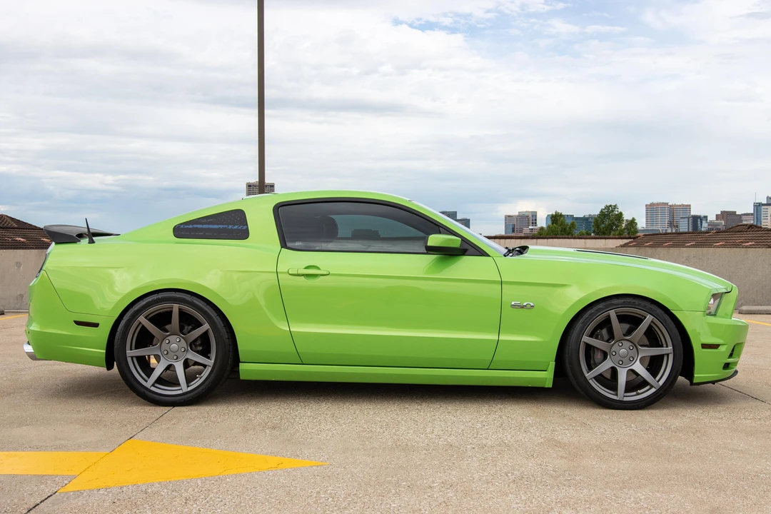 2013 Ford S197 Mustang - Image 8 of 31