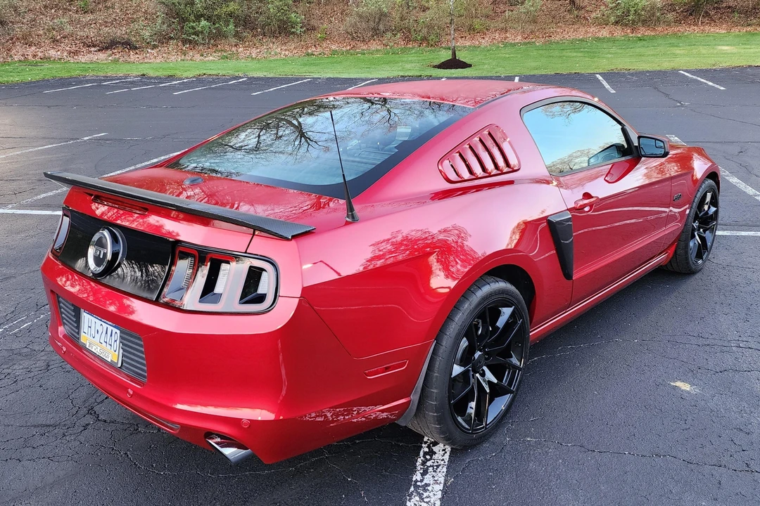 2013 Ford S197 Mustang - Image 4 of 31