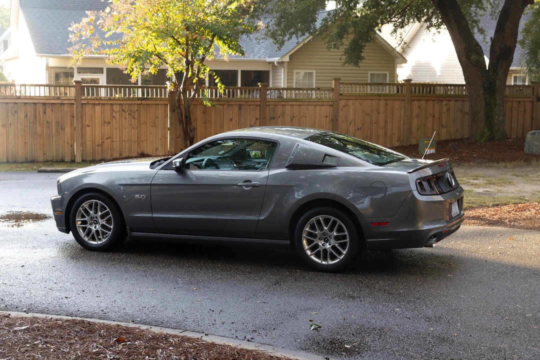 2013 Ford S197 Mustang - Image 12 of 31