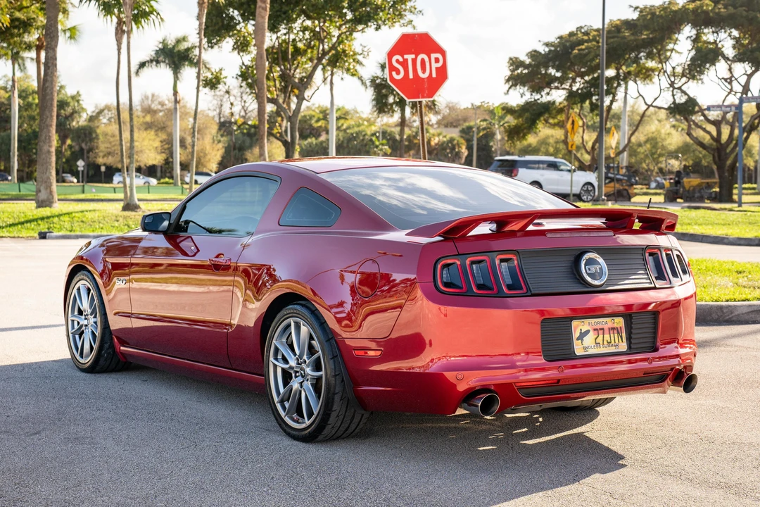 2013 Ford S197 Mustang - Image 4 of 31