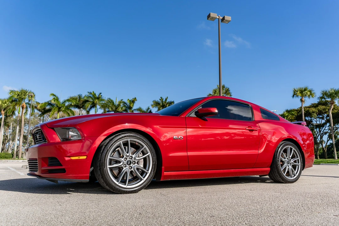 2013 Ford S197 Mustang - Image 10 of 31