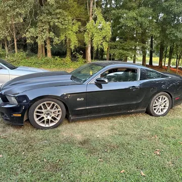 2013 Ford Mustang GT Premium Coupe