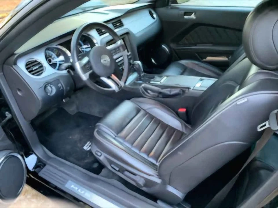 2013 Ford S197 Mustang - Image 4 of 8