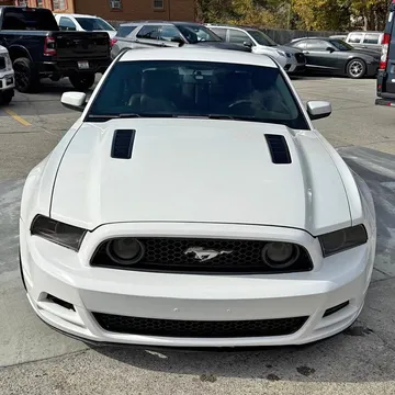 2013 Ford Mustang GT Premium
