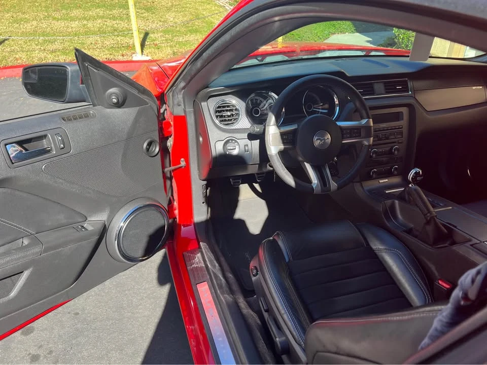 2013 Ford S197 Mustang - Image 9 of 9
