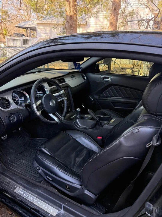 2013 Ford S197 Mustang GT - Image 11 of 16