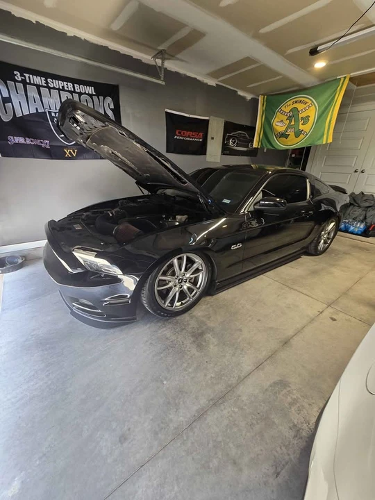 2013 Ford S197 Mustang GT - Image 10 of 11