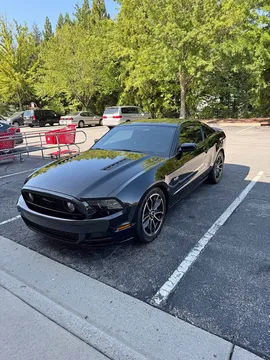 2013 Ford Mustang GT Premium Coupe 2D