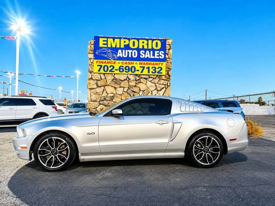 2013 Ford S197 Mustang GT - Image 2 of 13