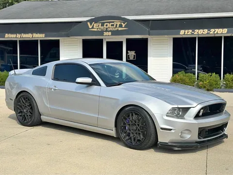 2013 Ford Mustang GT Premium Coupe 2D
