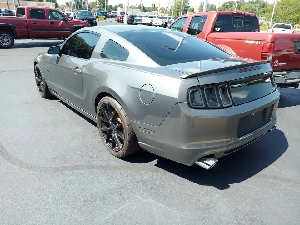 2013 Ford S197 Mustang GT - Image 2 of 2