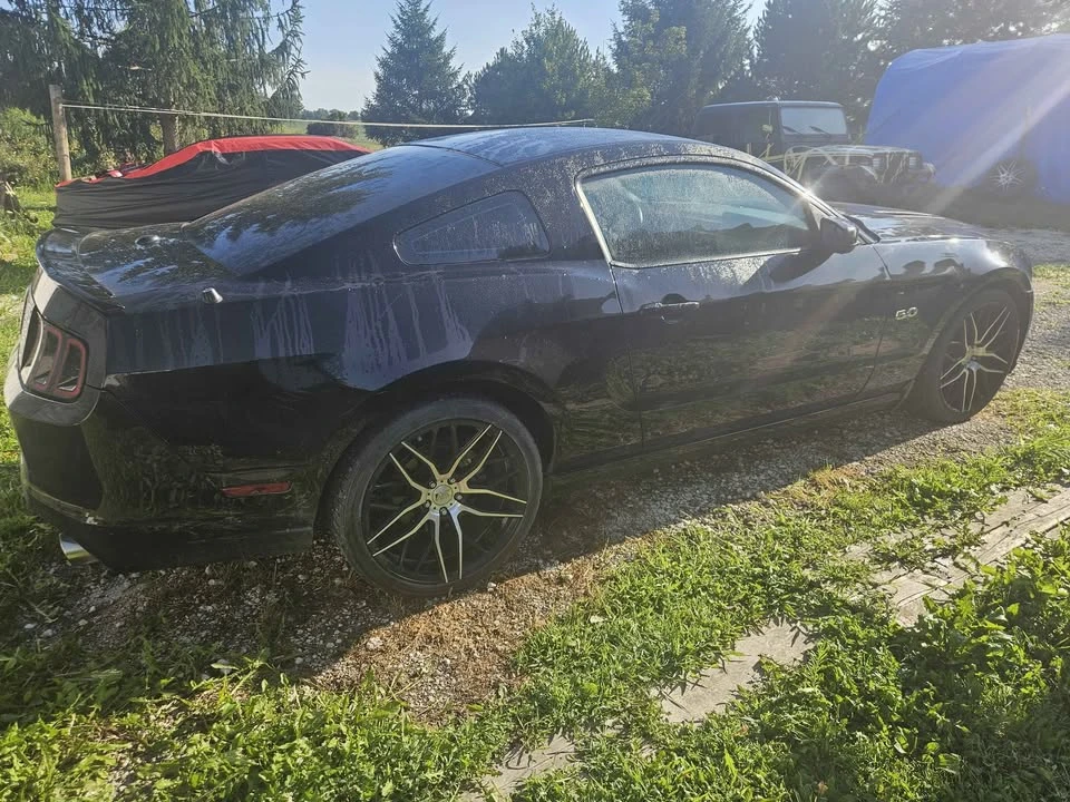2013 Ford S197 Mustang GT - Image 3 of 4
