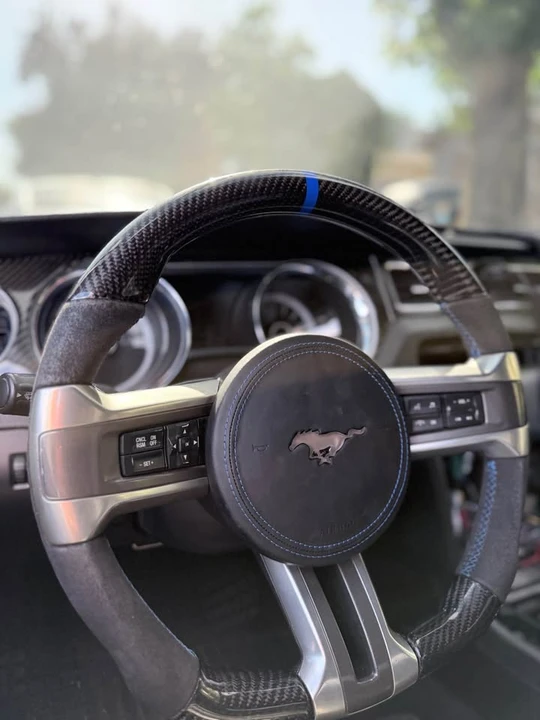 2013 Ford S197 Mustang GT - Image 2 of 2