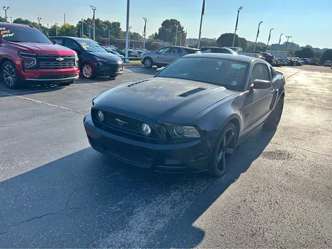 2013 Ford Mustang GT Premium Coupe 2D