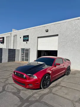 2013 Ford Mustang GT Premium Coupe 2D