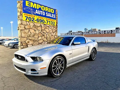2013 Ford Mustang GT Premium Coupe 2D