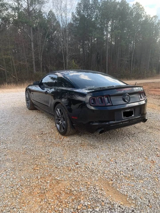2013 Ford S197 Mustang GT - Image 2 of 8