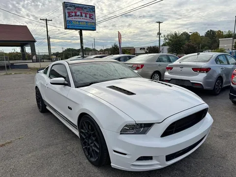 2013 Ford Mustang GT Premium Coupe 2D