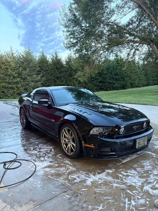2013 Ford S197 Mustang GT - Image 2 of 12
