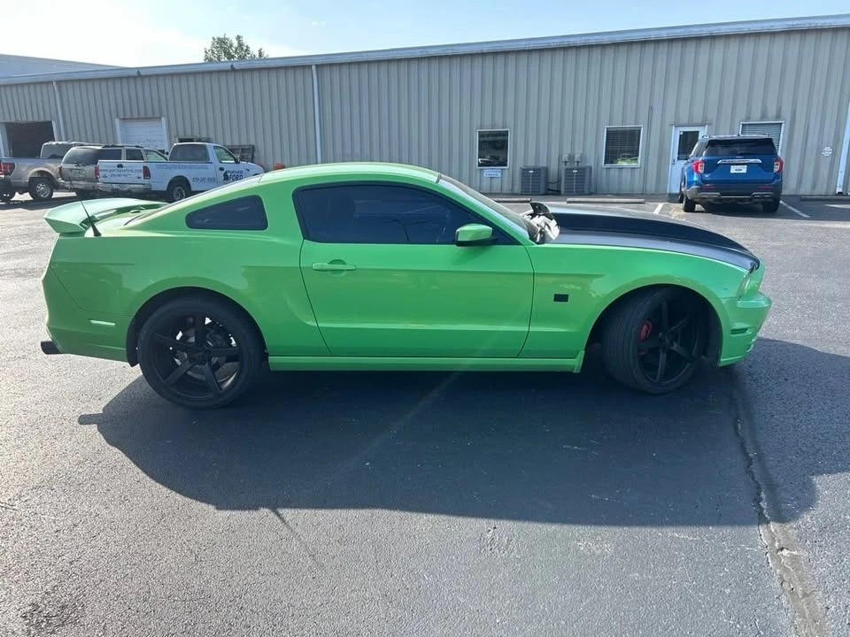 2013 Ford S197 Mustang GT - Image 8 of 11