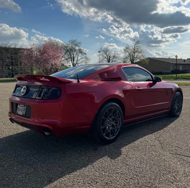 2013 Ford S197 Mustang GT - Image 4 of 12