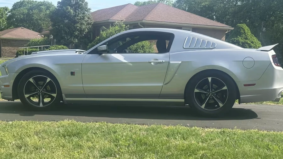 2013 Ford S197 Mustang GT - Image 5 of 31