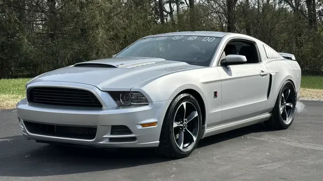 2013 Ford Mustang GT Premium Roush