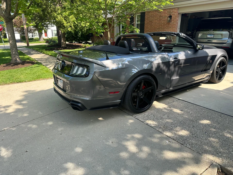 2013 Ford S197 Mustang GT - Image 8 of 31