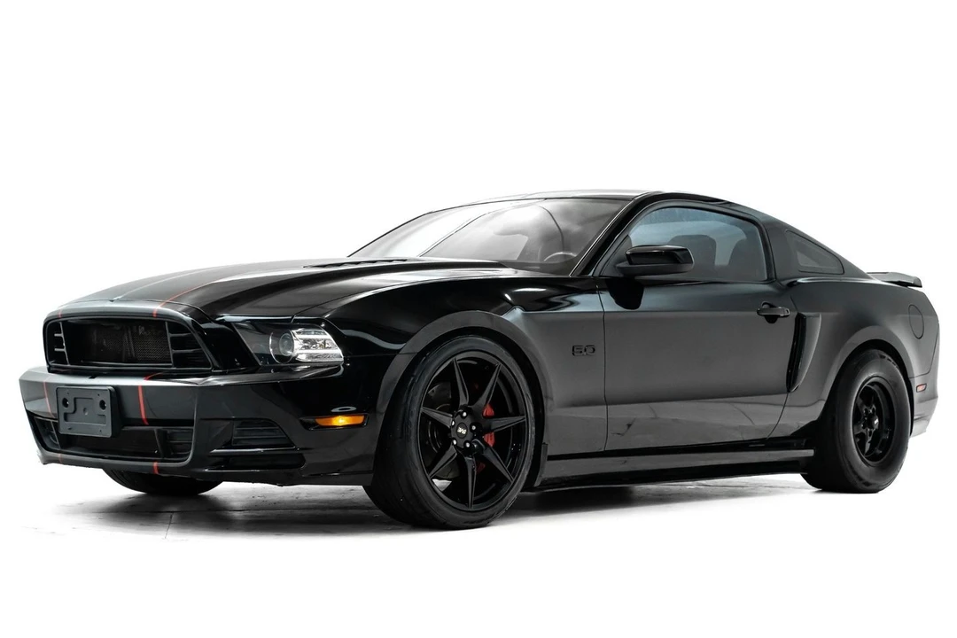 2013 Ford S197 Mustang GT - Image 10 of 31