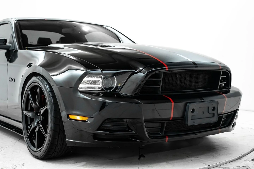 2013 Ford S197 Mustang GT - Image 17 of 31
