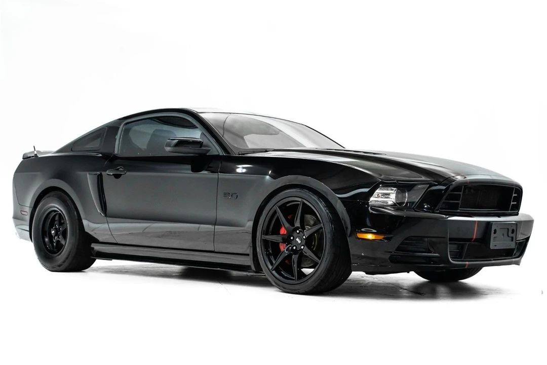 2013 Ford S197 Mustang GT - Image 8 of 31