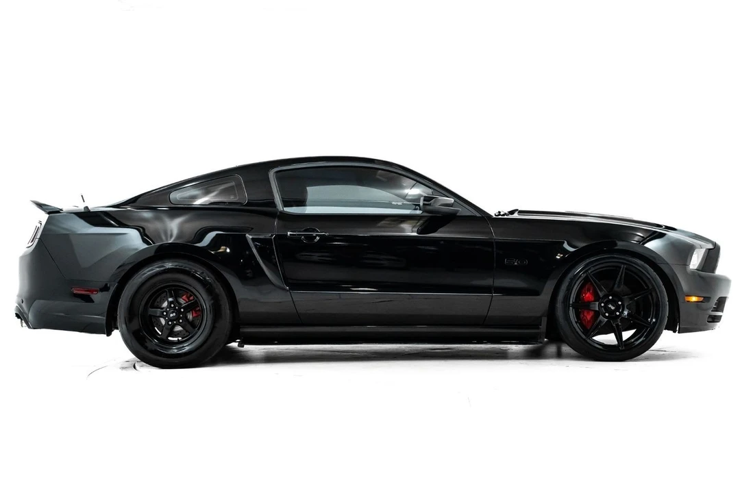 2013 Ford S197 Mustang GT - Image 7 of 31