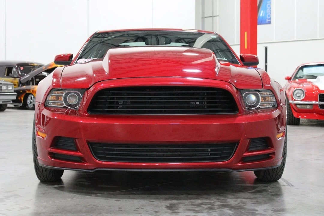 2013 Ford S197 Mustang - Image 2 of 12
