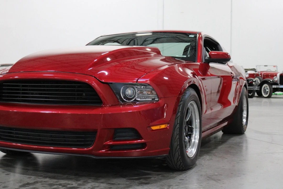 2013 Ford S197 Mustang - Image 9 of 12