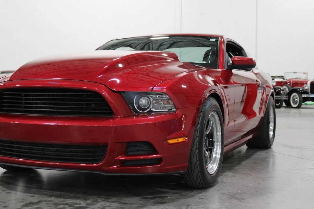 2013 Ford S197 Mustang - Image 9 of 12