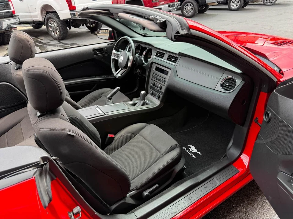 2013 Ford S197 Mustang GT - Image 24 of 31