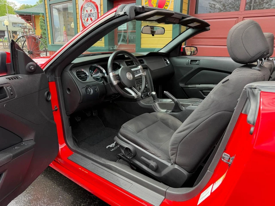 2013 Ford S197 Mustang GT - Image 19 of 31
