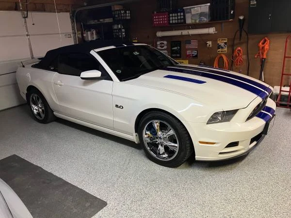 2013 Ford S197 Mustang - Image 5 of 8