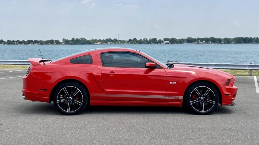 2013 Ford S197 Mustang - Image 2 of 19