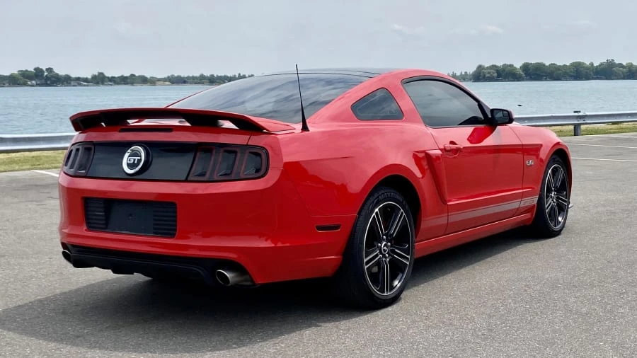 2013 Ford S197 Mustang - Image 3 of 19