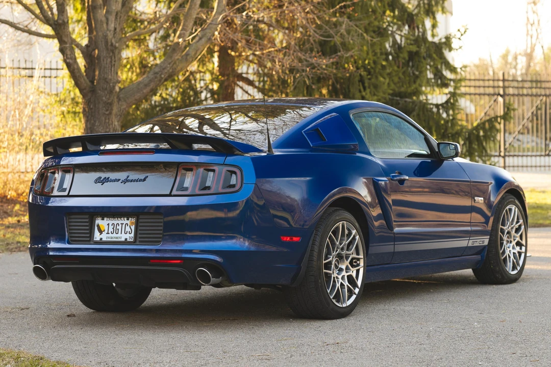 2013 Ford S197 Mustang - Image 4 of 31