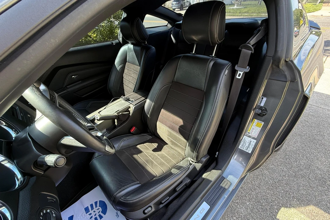2013 Ford S197 Mustang - Image 29 of 31