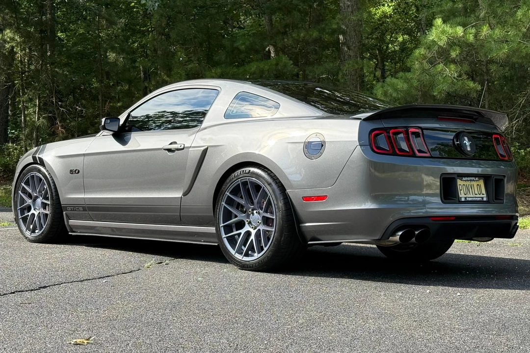 2013 Ford S197 Mustang - Image 4 of 31