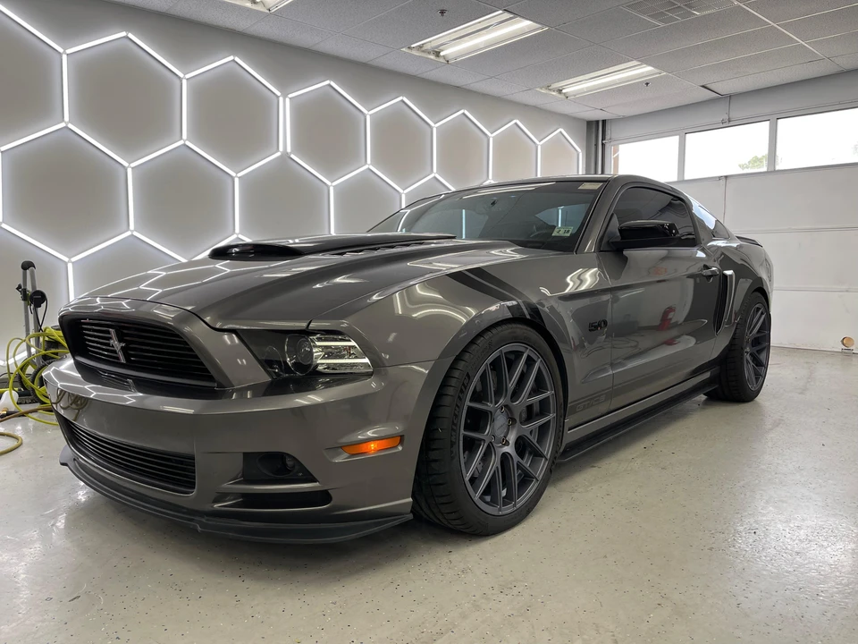 2013 Ford S197 Mustang - Image 14 of 31