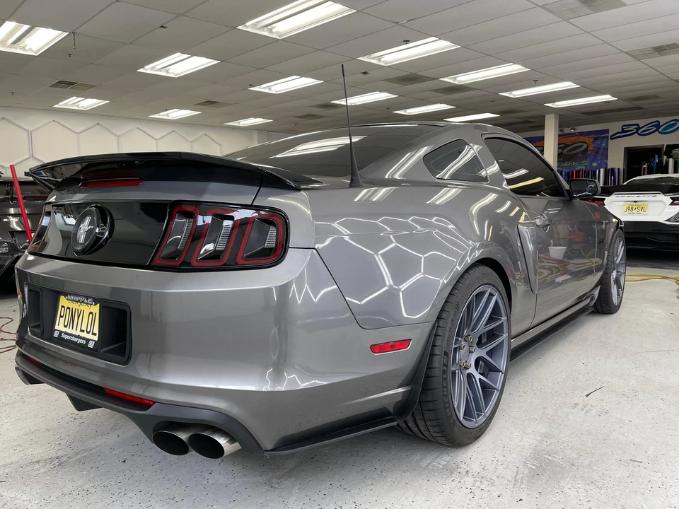 2013 Ford S197 Mustang - Image 15 of 31